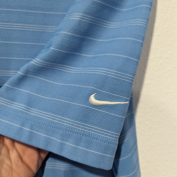 Nike Men's Golf Shirt Blue Stripe Fit Dry - Picture 3 of 6